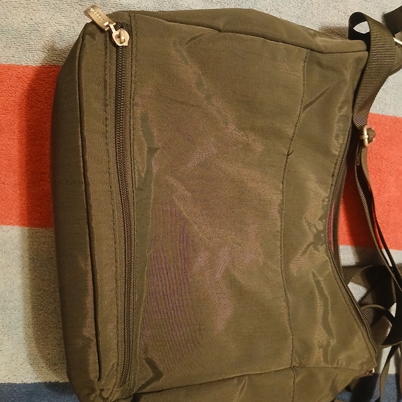 Baggallini anywhere bag - Picture 3 of 7